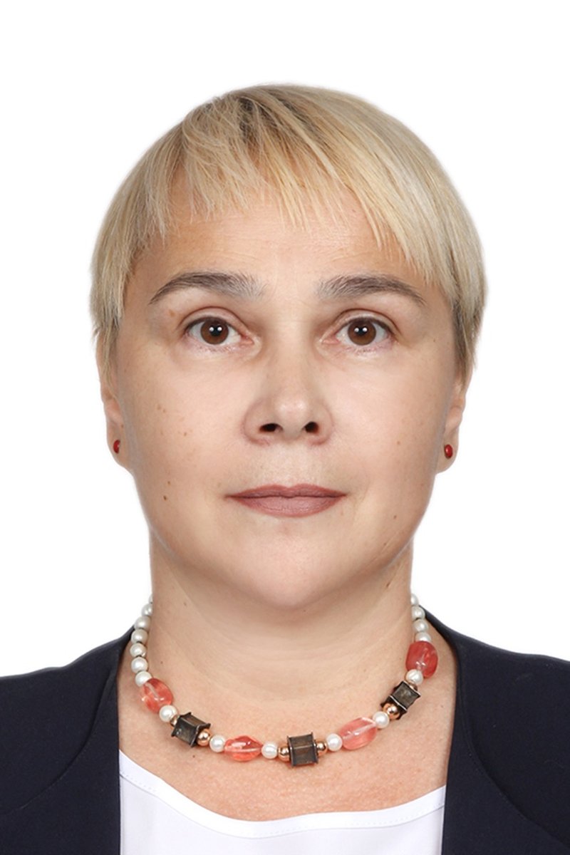 Лойе Ирина Анатольевна